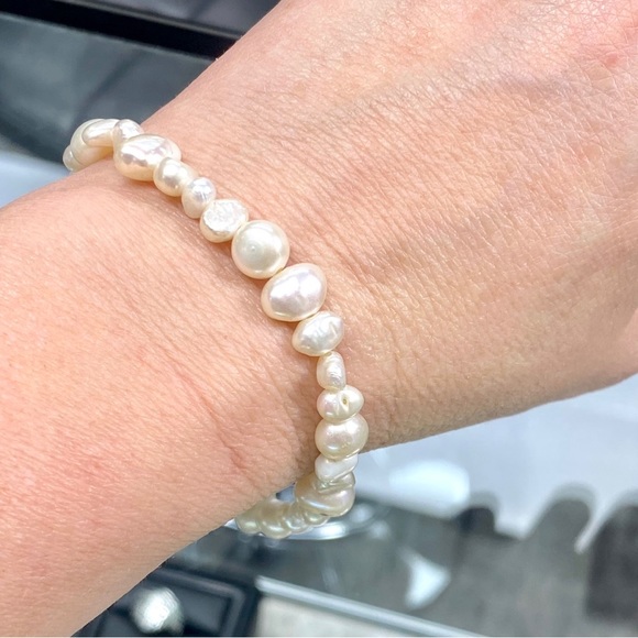 Freshwater Pearl Bracelet with 925 Sterling Silver Beads - Picture 2 of 8